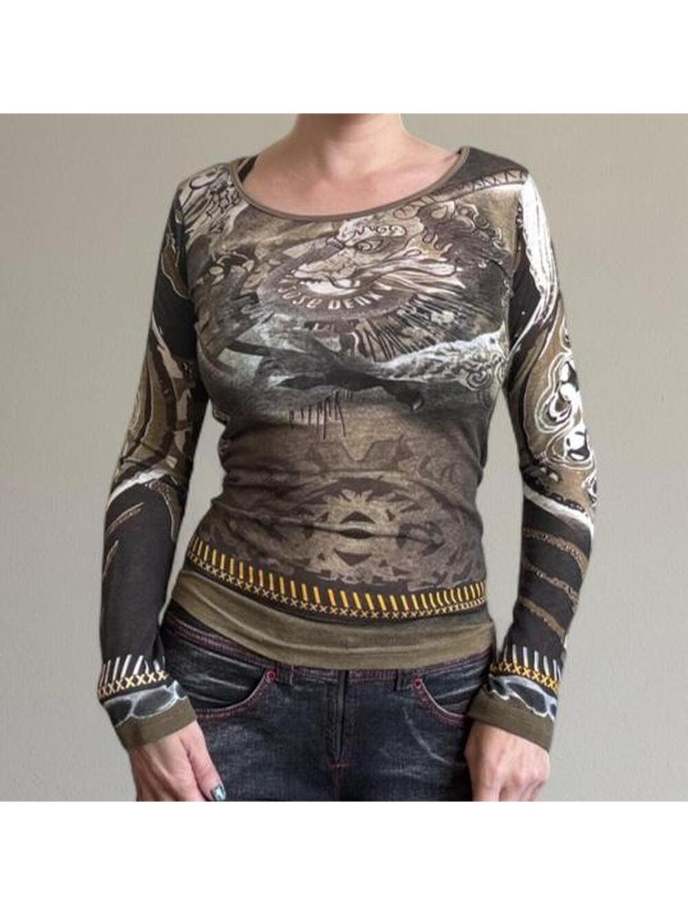 Y2K cop copine graphic print 2026 top